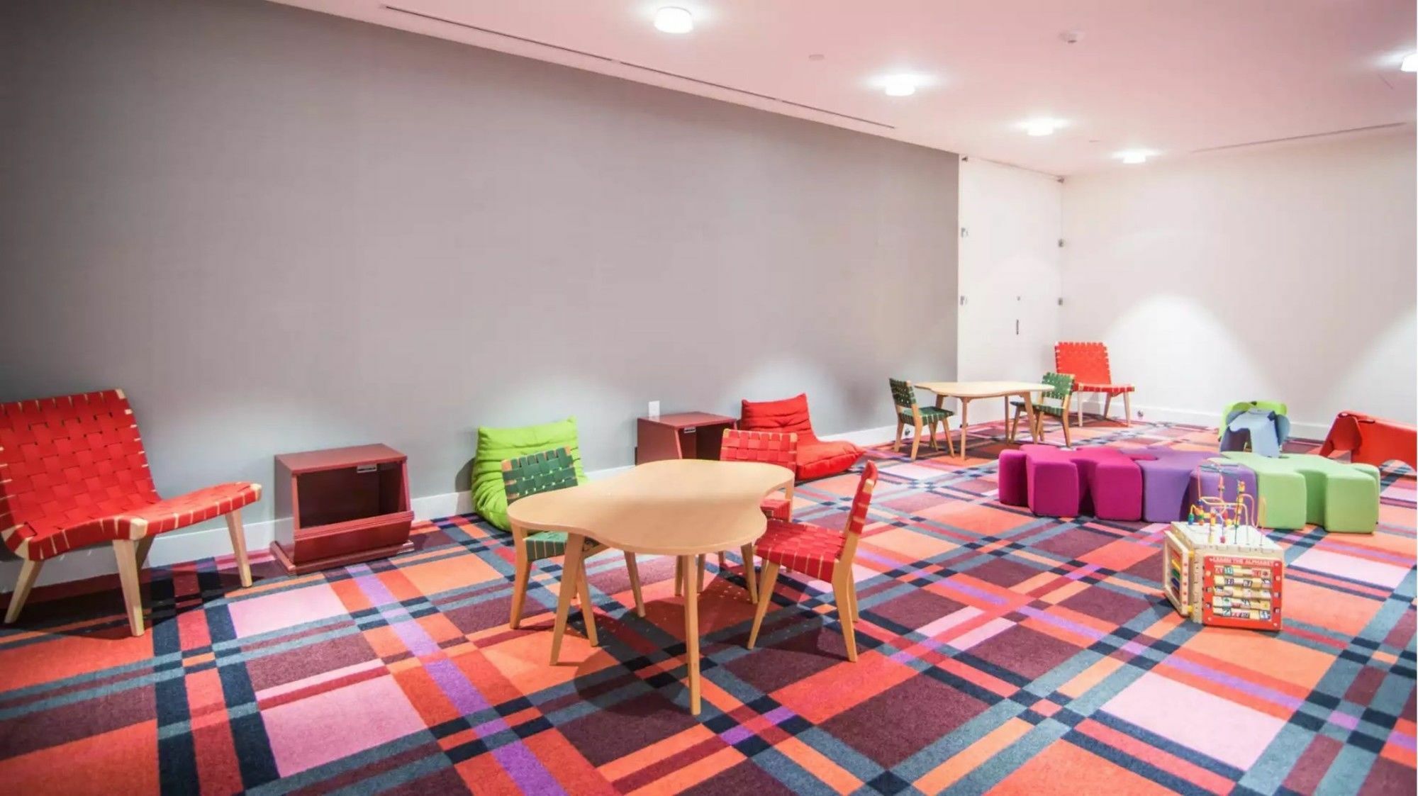 בוסטון Global Luxury Suites At The Commonwealth מראה חיצוני תמונה